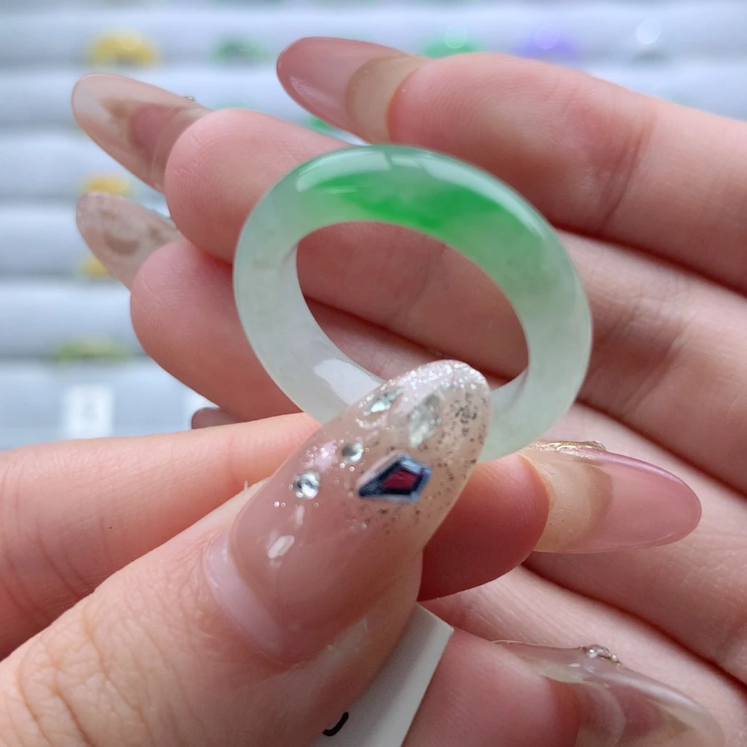 翡翠未镶嵌戒指15号