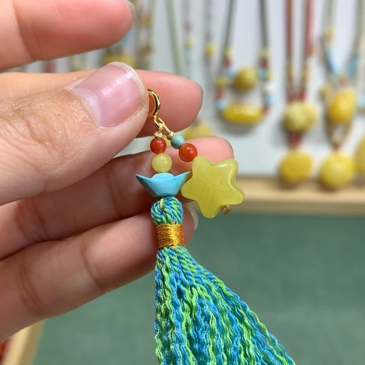 蜜蜡未镶嵌裸石配饰