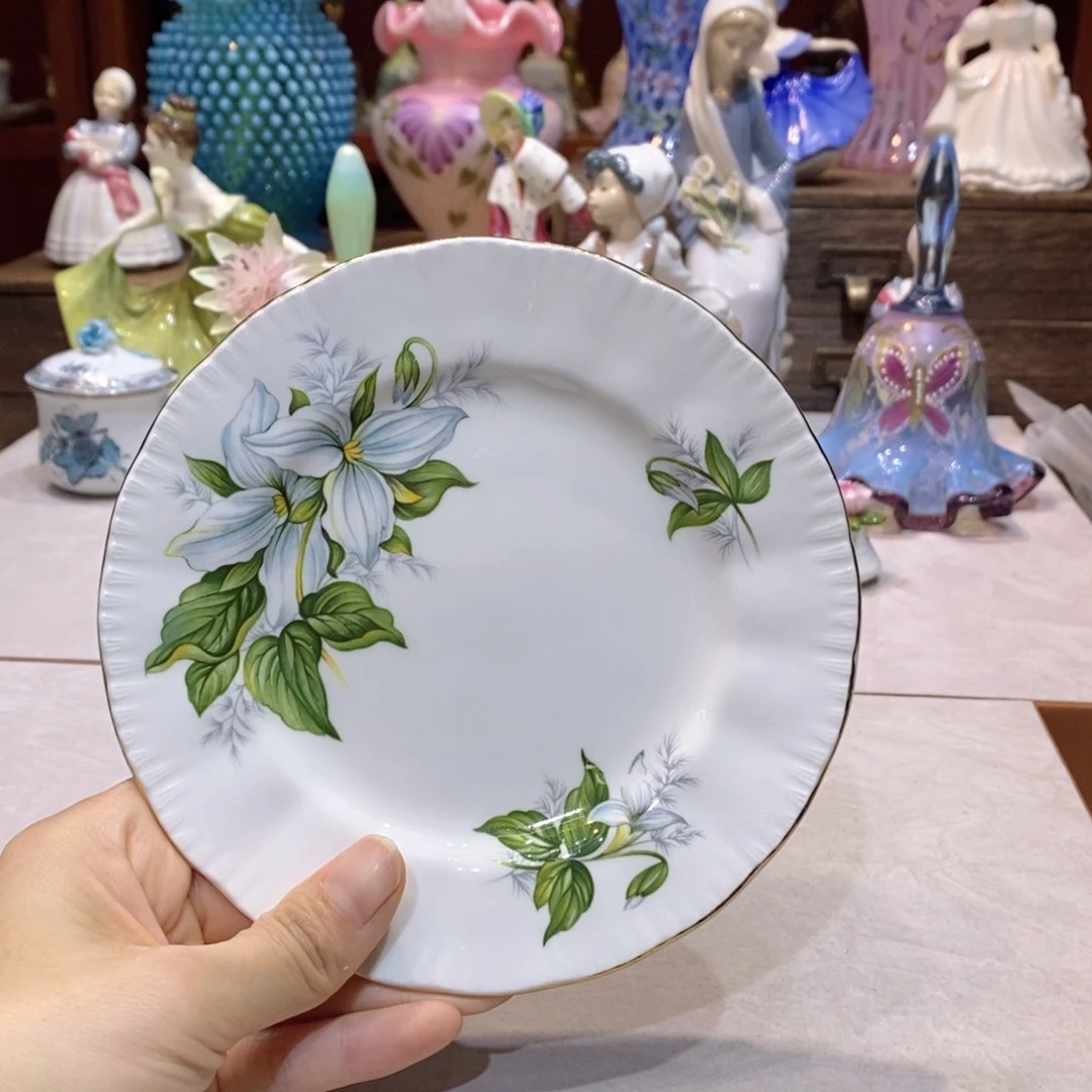 瓷片帕拉贡点心盘啊啊啊