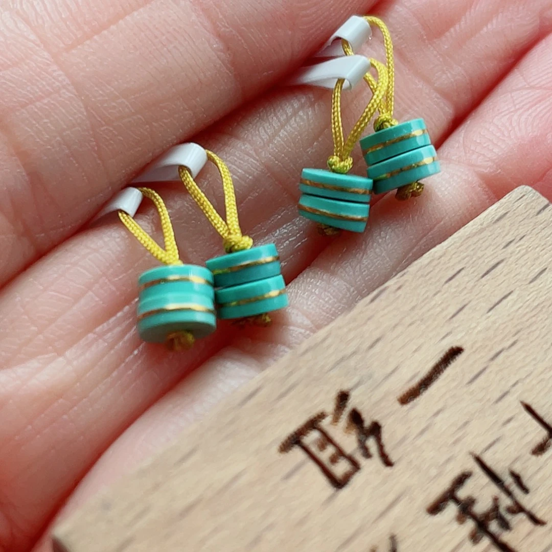 未镶嵌绿松石颈饰