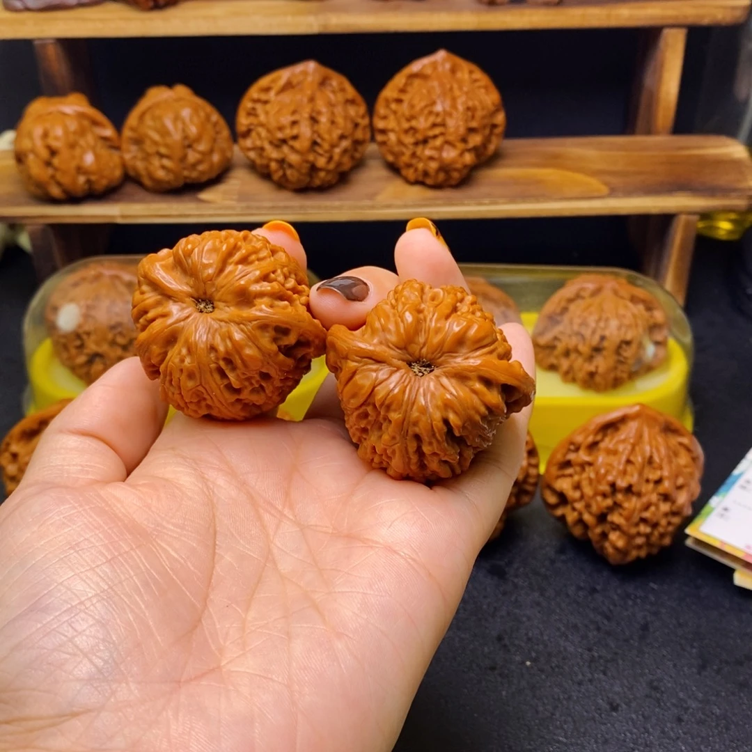 希***吊坠桃核福利核桃