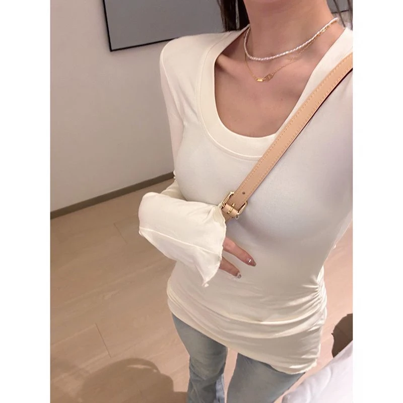 纯欲风U领显瘦长袖修身时尚褶皱喇叭袖木耳边打底衫女装内搭纯色