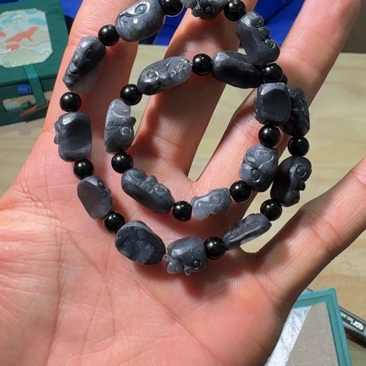 未镶嵌和田玉（糖玉）挂件