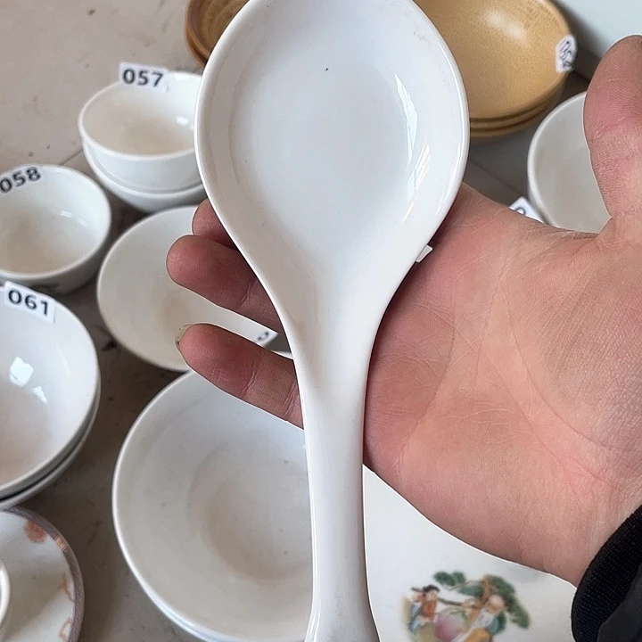 瓷片1***7厂货微瑕，库存微瑕