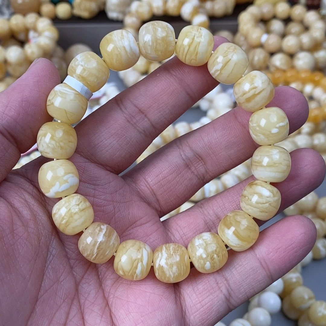 蜜蜡未镶嵌珠宝奇石同料虎皮 14×13mm 29.5g