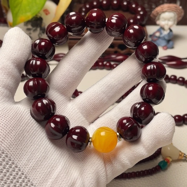 老***饭猴头核桃吊坠猴头手串