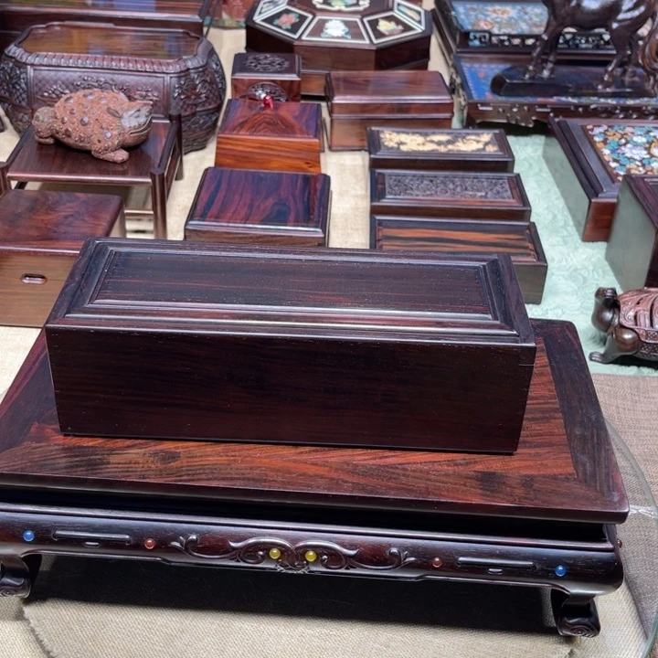 紫檀木类成套家具