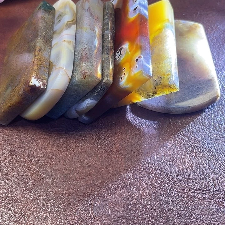 祥***哥玛瑙/玉髓颈饰合金