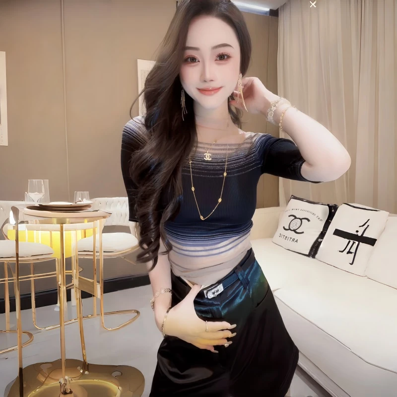 小个子上衣重工烫钻圆领修身显瘦气质长袖轻奢黑色百搭T恤打底衫