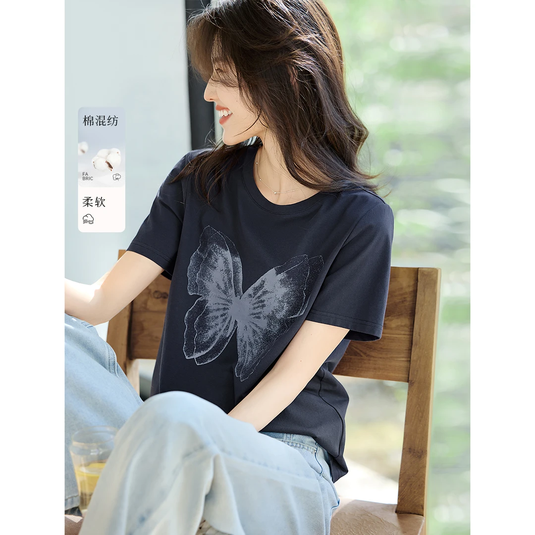 XWI/欣未【花间蝶影】2025夏新款百搭渐变蝴蝶印花短袖T恤女2195
