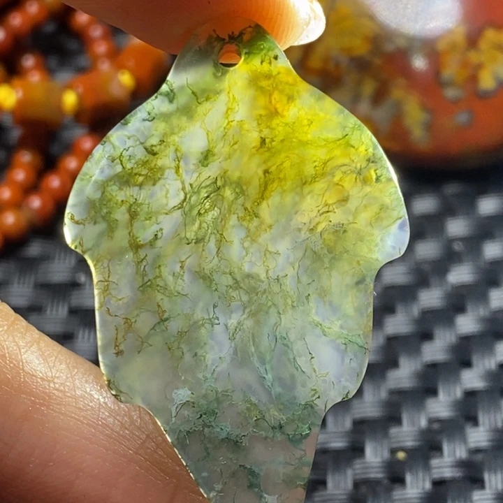 玛瑙/玉髓颈饰未镶嵌
