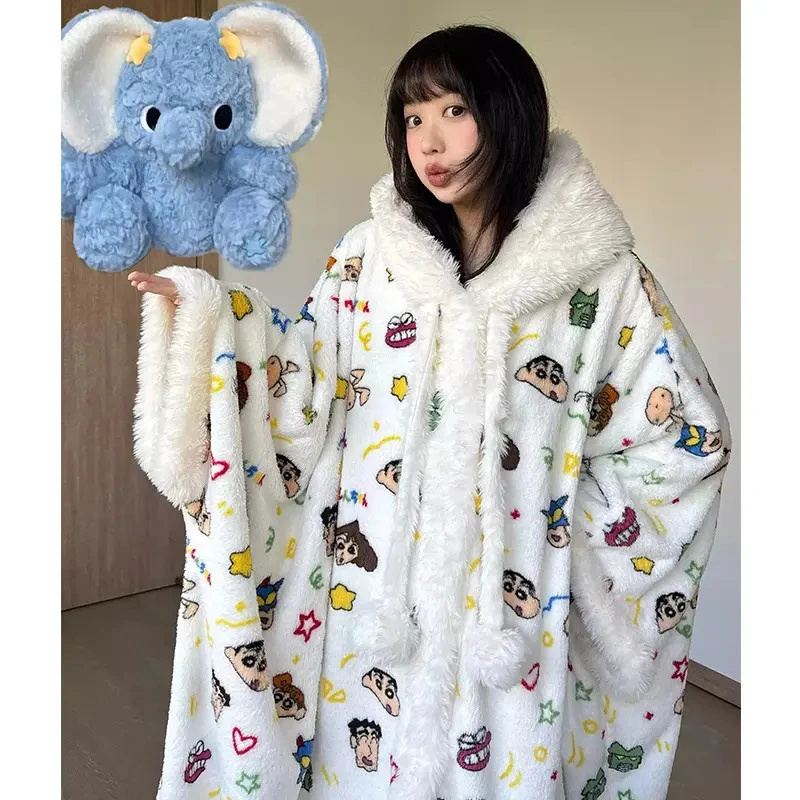 蜡笔小新睡衣女冬季珊瑚绒加绒加厚情侣斗篷披肩毛绒2025新款睡袍