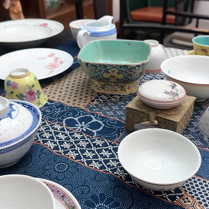 景德镇陶瓷艺术品安*山