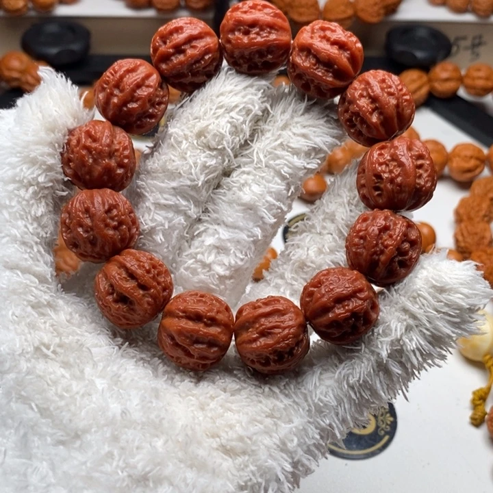 风***6文玩核桃吊坠21红皮