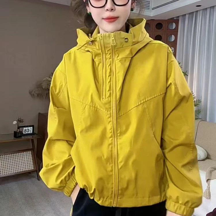 欧货户外冲锋衣短款春款女装宽松休闲外套春秋新款百搭小个子上衣