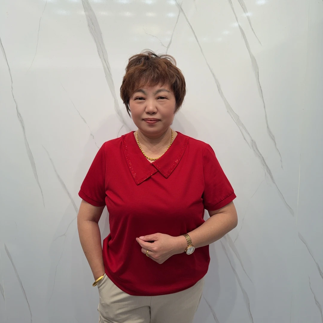 626夏季新款不规则领短袖上衣