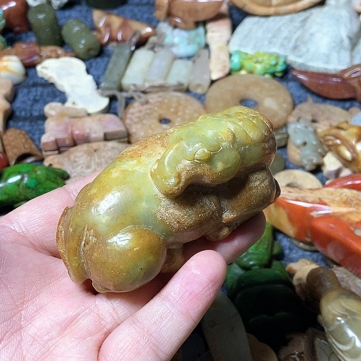 和田玉未镶嵌颈饰23