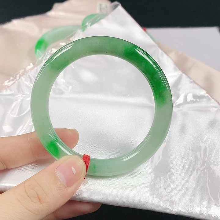 未镶嵌手镯翡翠翡翠681