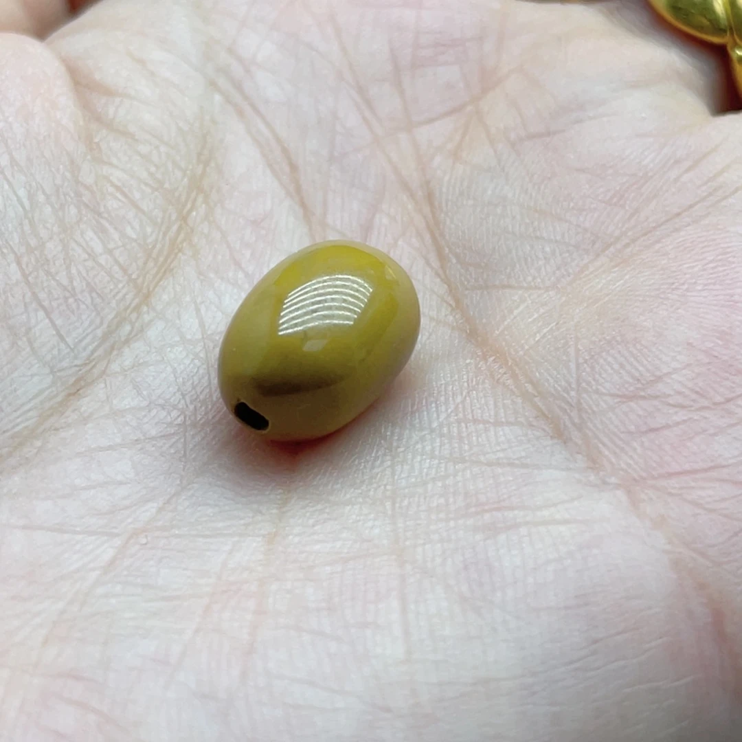 南红玛瑙未镶嵌珠宝奇石