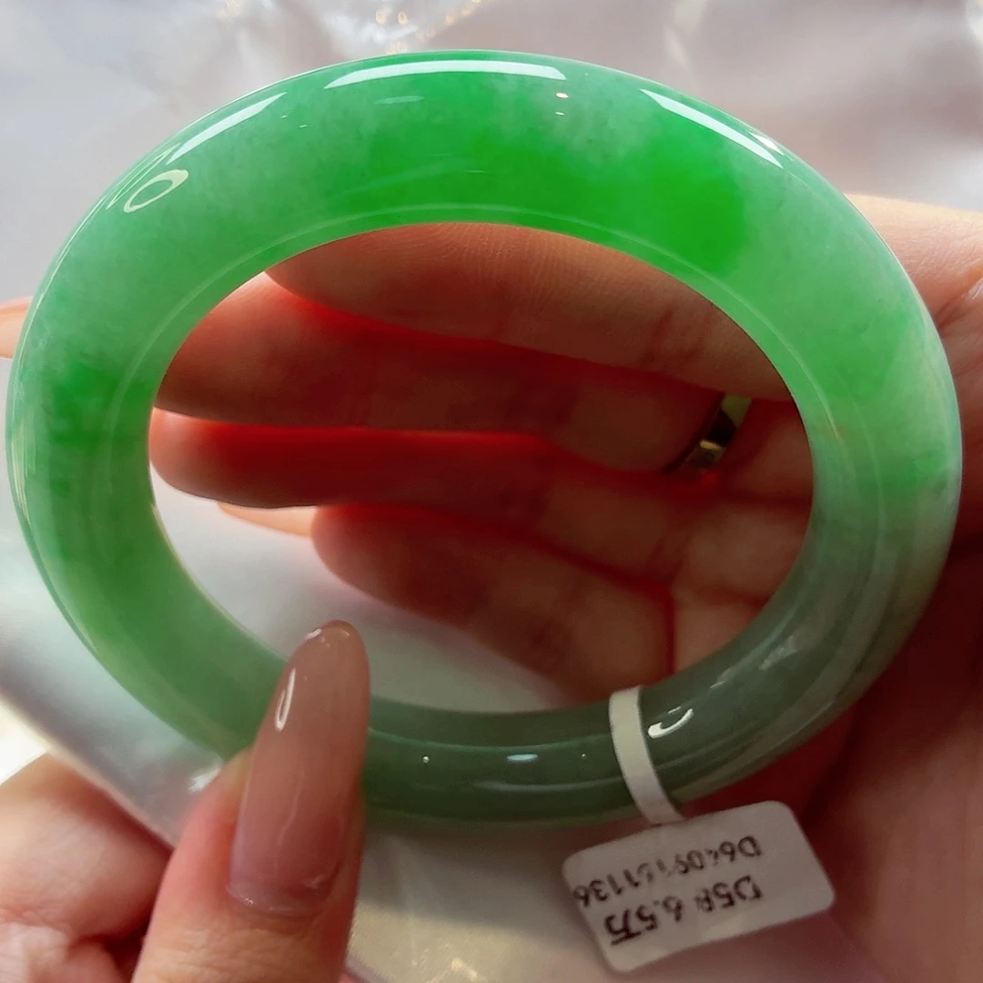 翡翠未镶嵌手镯（圆镯）22（36号）