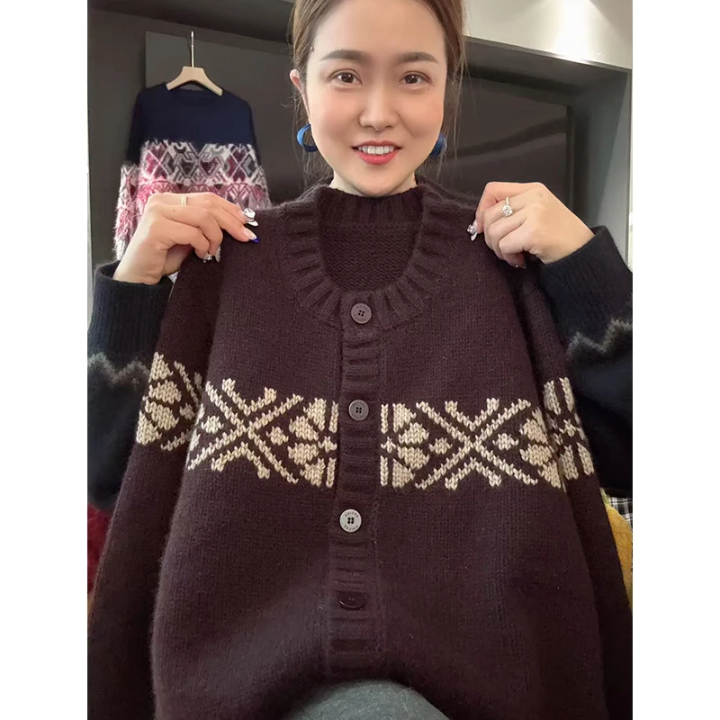 复古民族风」氛围感穿搭~冬季复古提花圆领毛衣时尚针织外套-5682