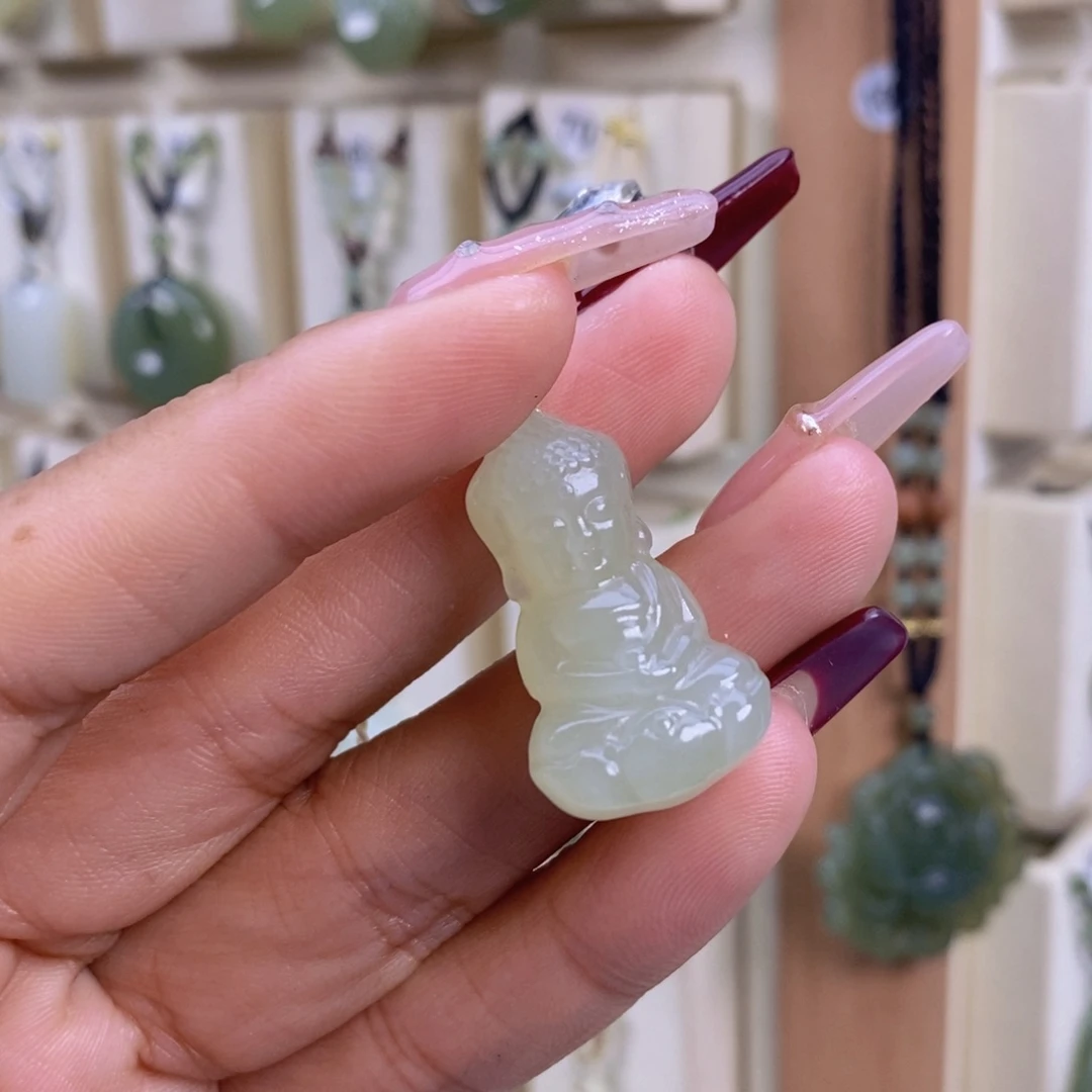 @****和田玉未镶嵌颈饰