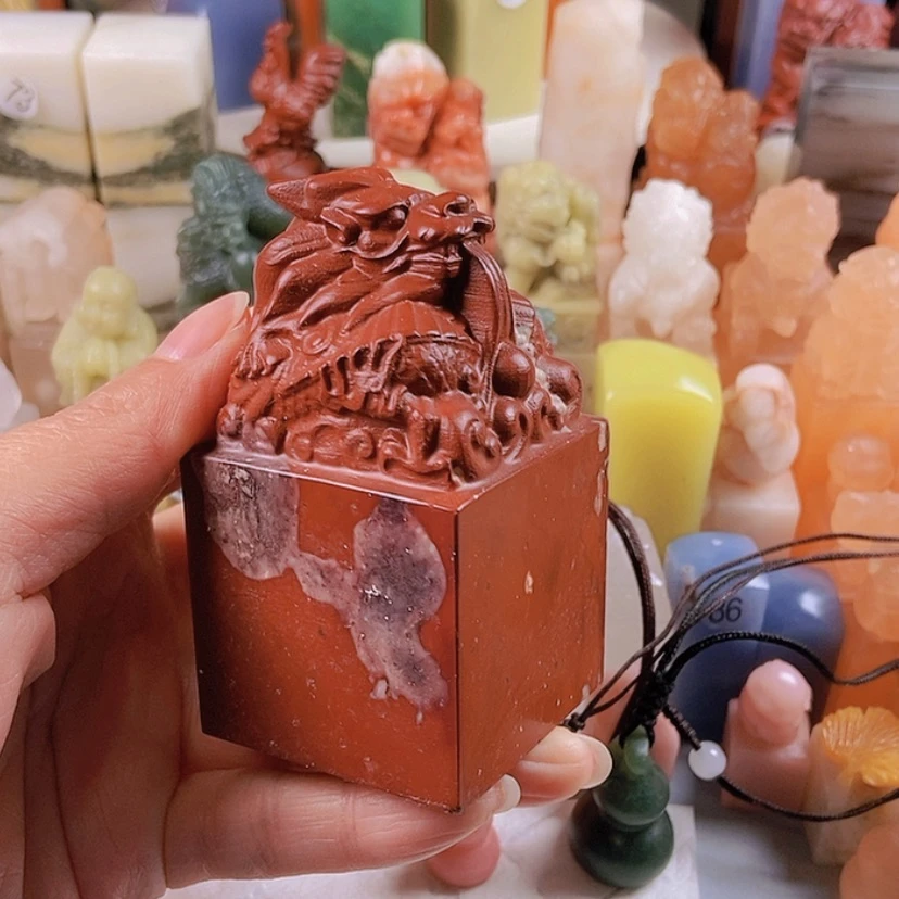 【闪购商品】萧山红青田石雕艺术品