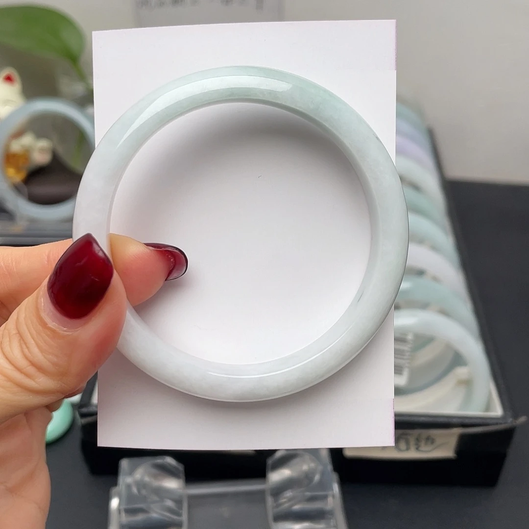 翡翠手镯未镶嵌54.5正圈