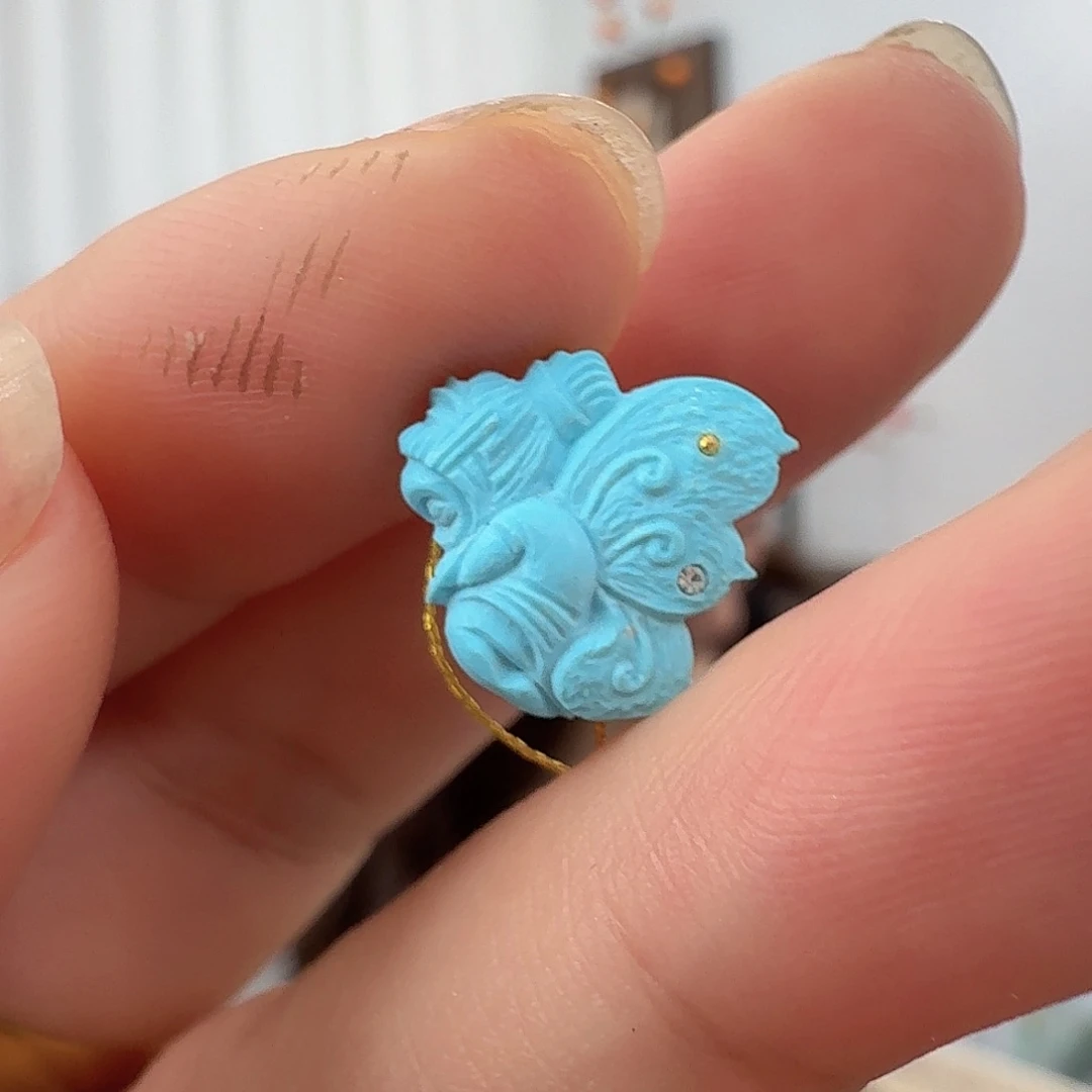 绿松石未镶嵌珠宝奇石