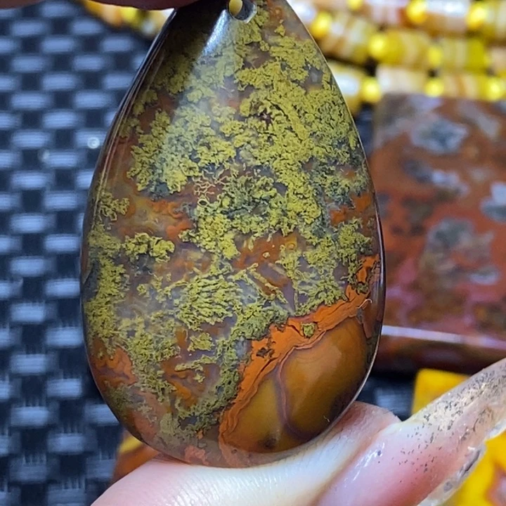 玛瑙/玉髓颈饰足银镀金镶嵌