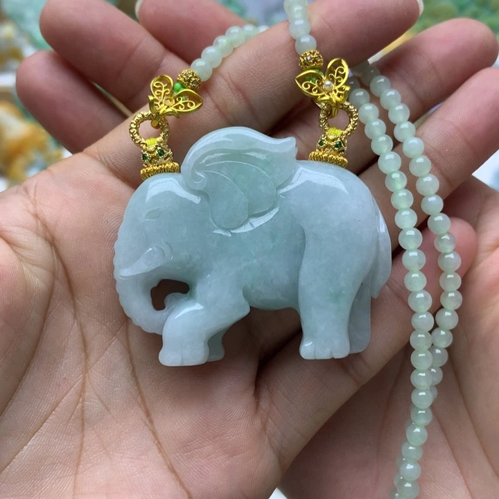 颈饰未镶嵌翡翠翡翠