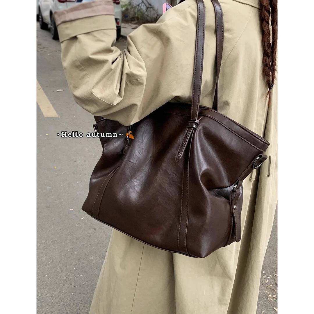 vintage包包女款爆款2025新款秋冬复古单肩包高级感大容量通勤包