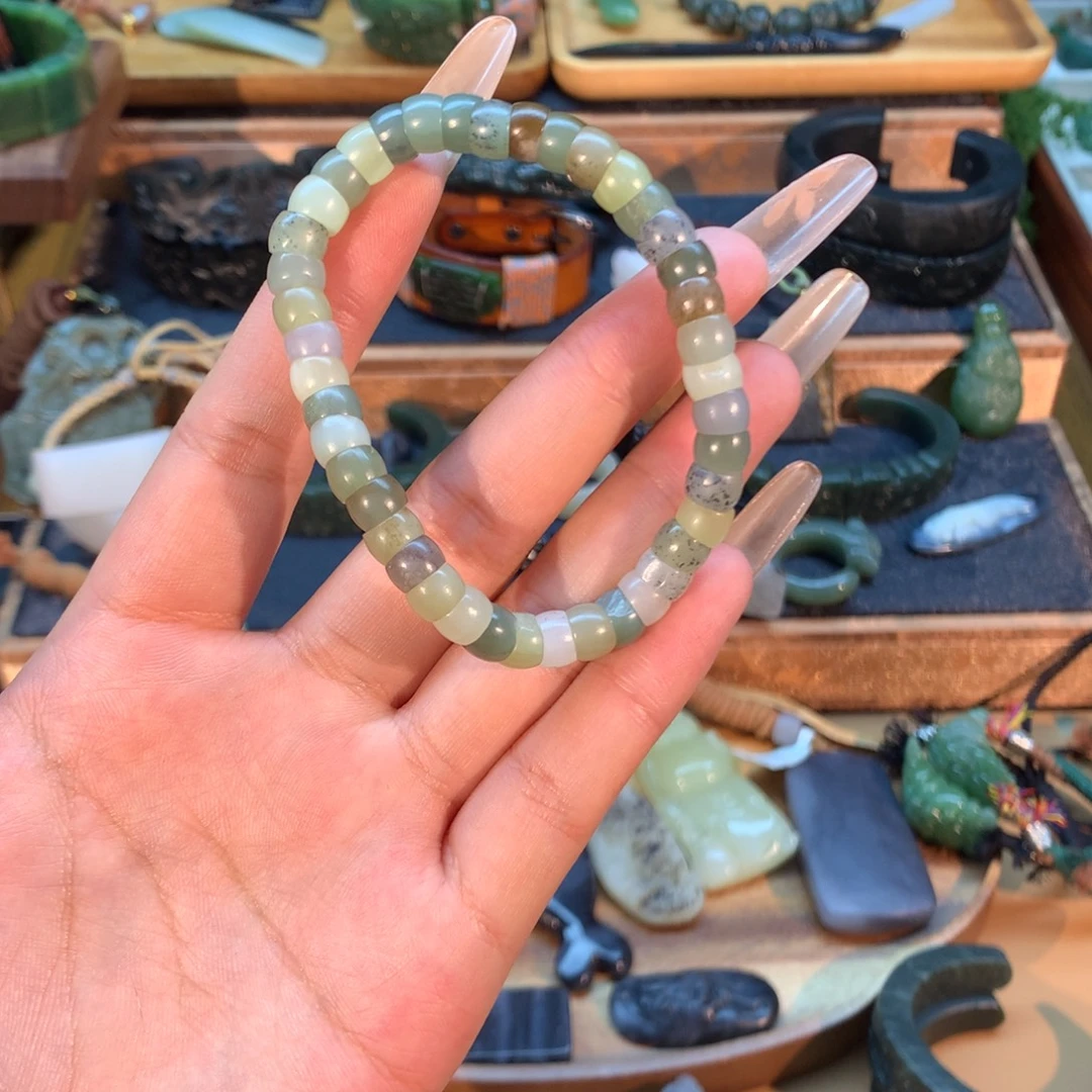 和田玉（糖玉）未镶嵌挂件