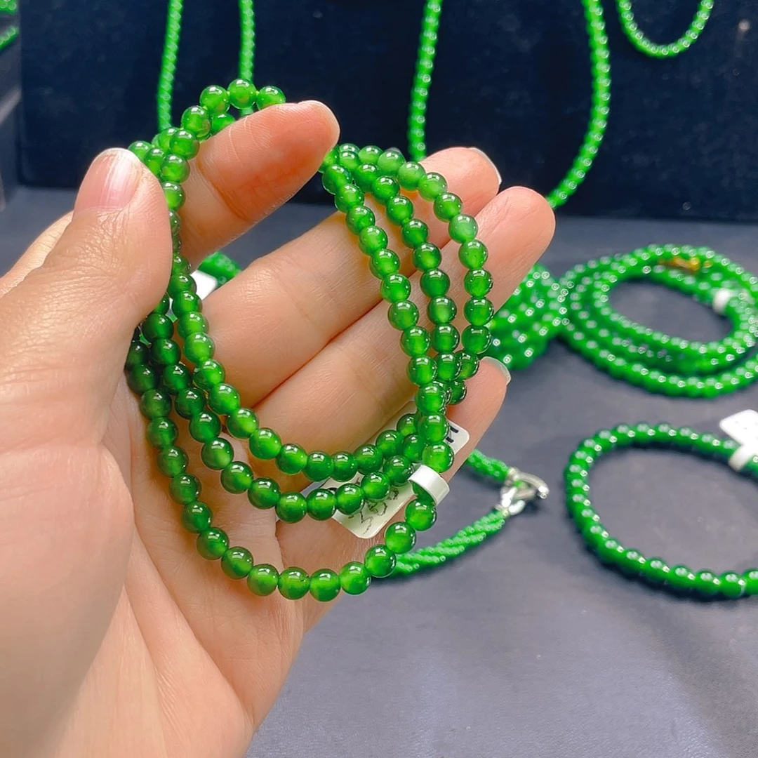 翡翠未镶嵌颈饰卡5