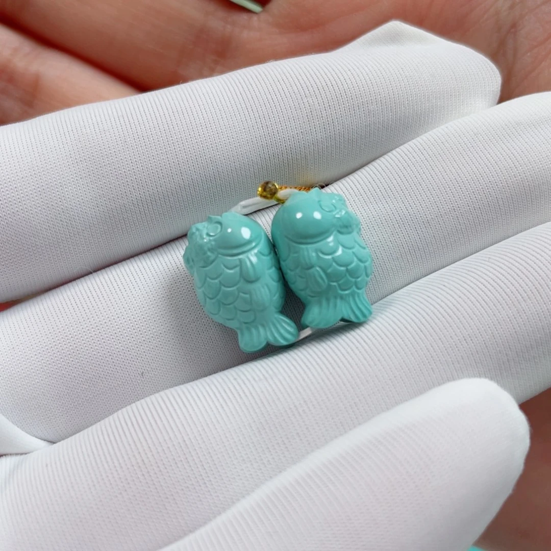 绿松石未镶嵌珠宝奇石