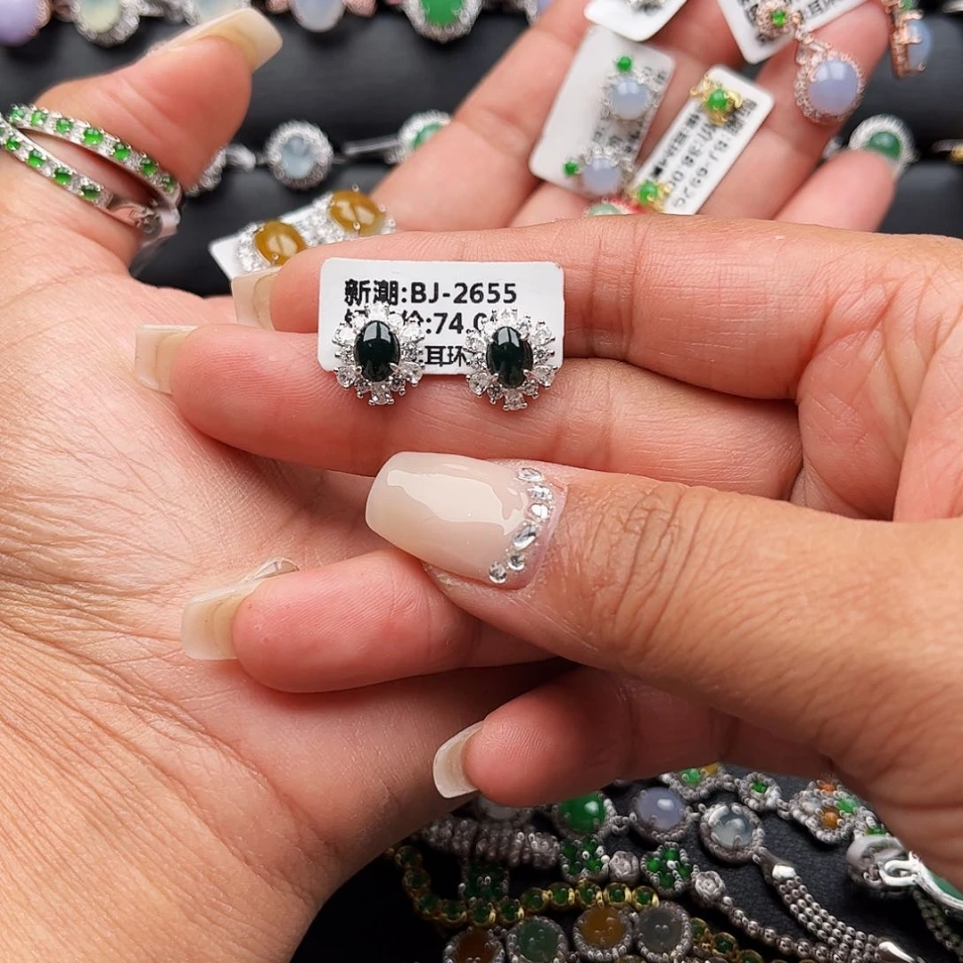 翡翠戒指银S925镶嵌缅甸天然A货翡翠耳钉