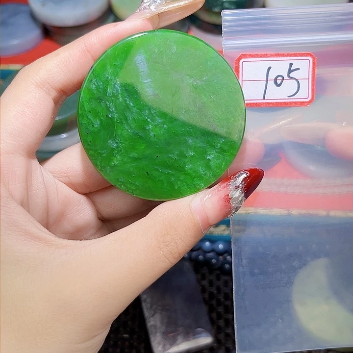 和田玉和田玉边角料随机发未镶嵌