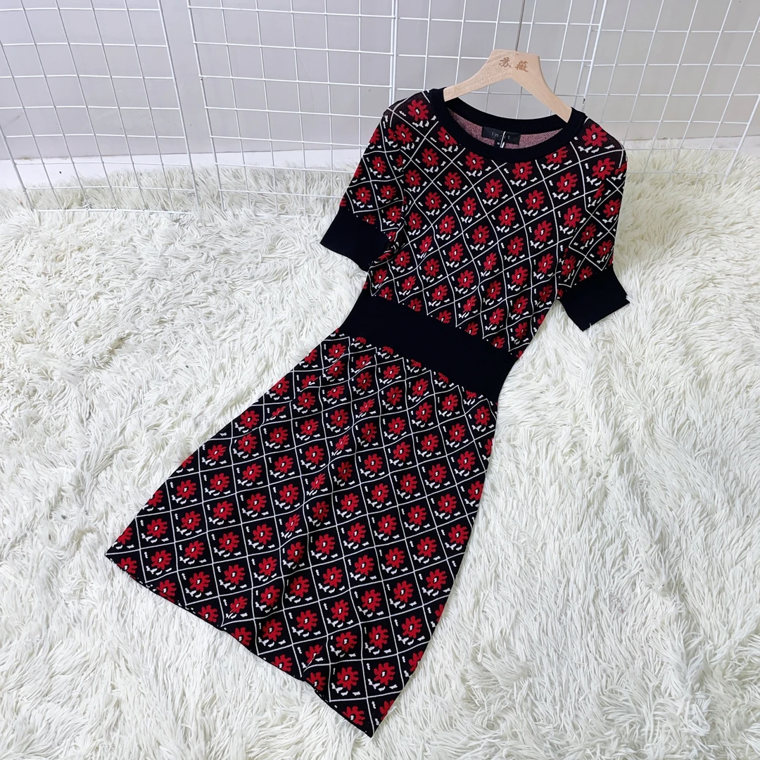 印花格子套头针织显瘦时尚连衣裙  2301026