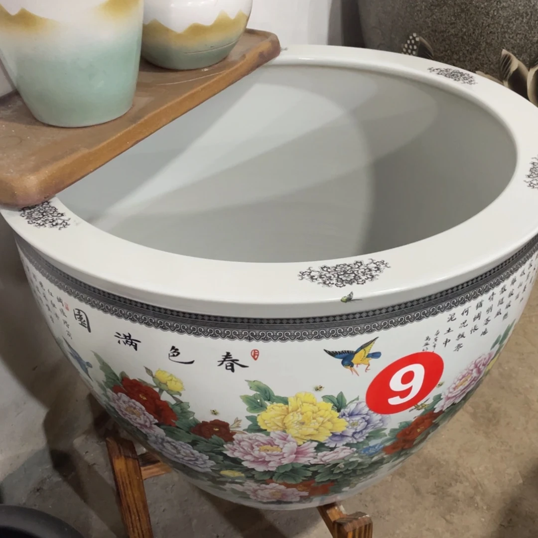 与***中景德镇陶瓷艺术展演厅及