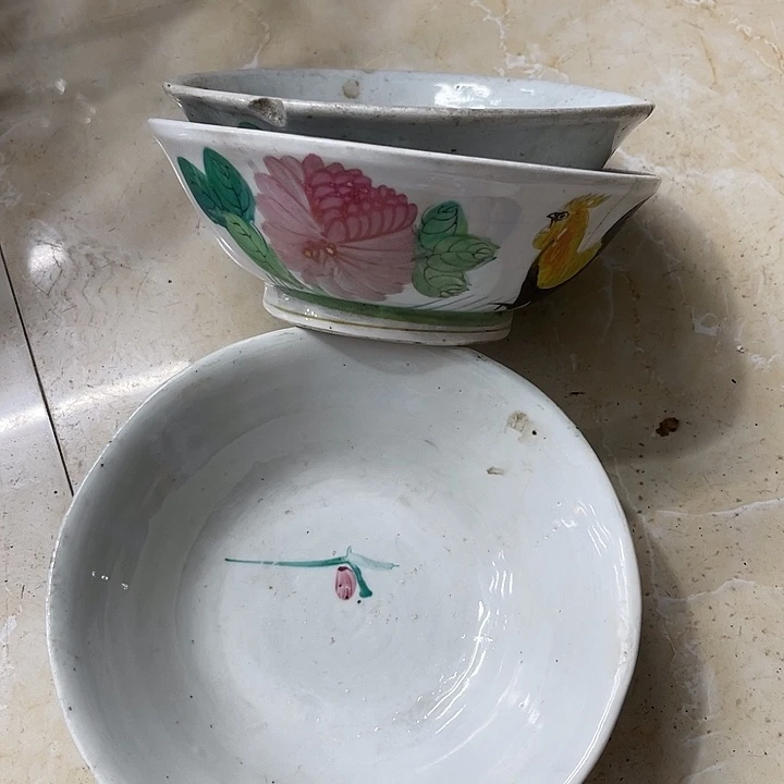 陶瓷制品摆件3个瑕疵不退不换介意勿拍不退不换