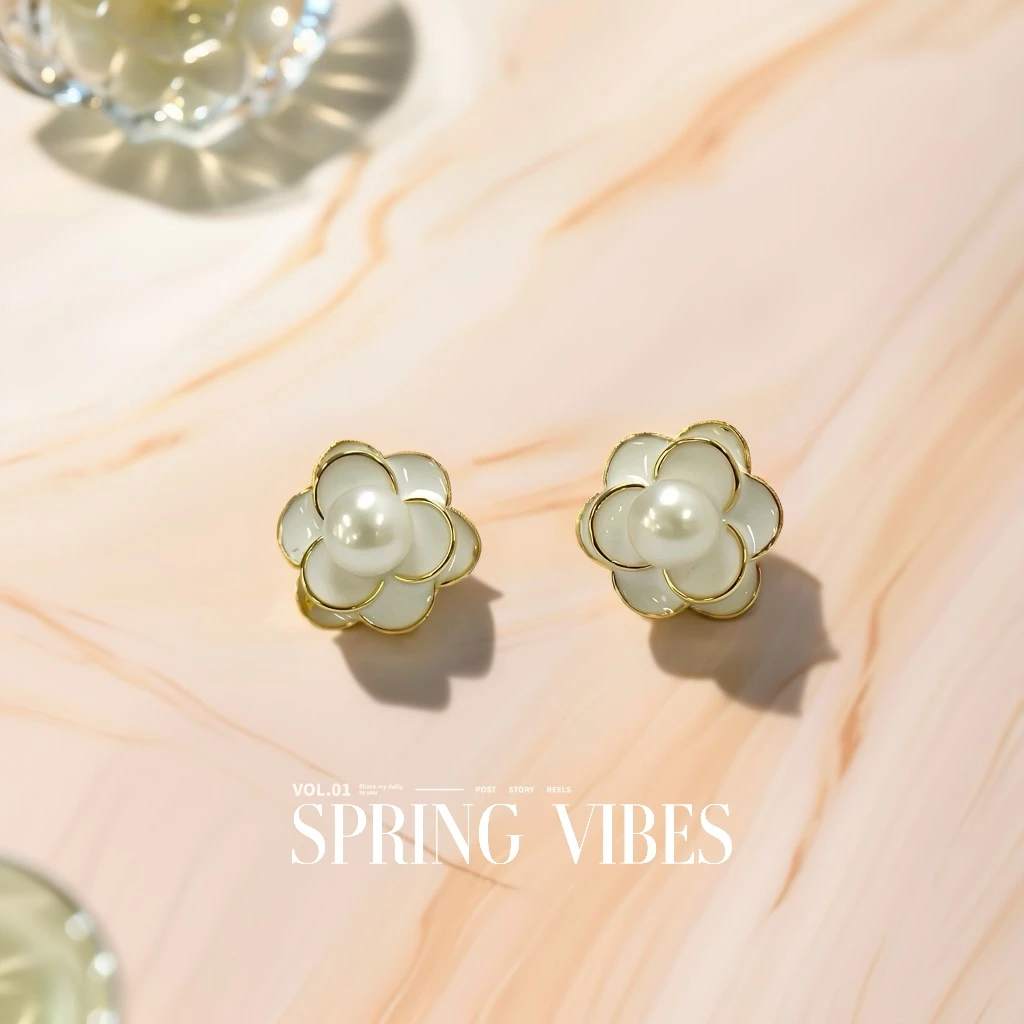 铜合金仿珍珠耳饰 耳饰- DSN设计师款高级复古花朵耳环（1057）