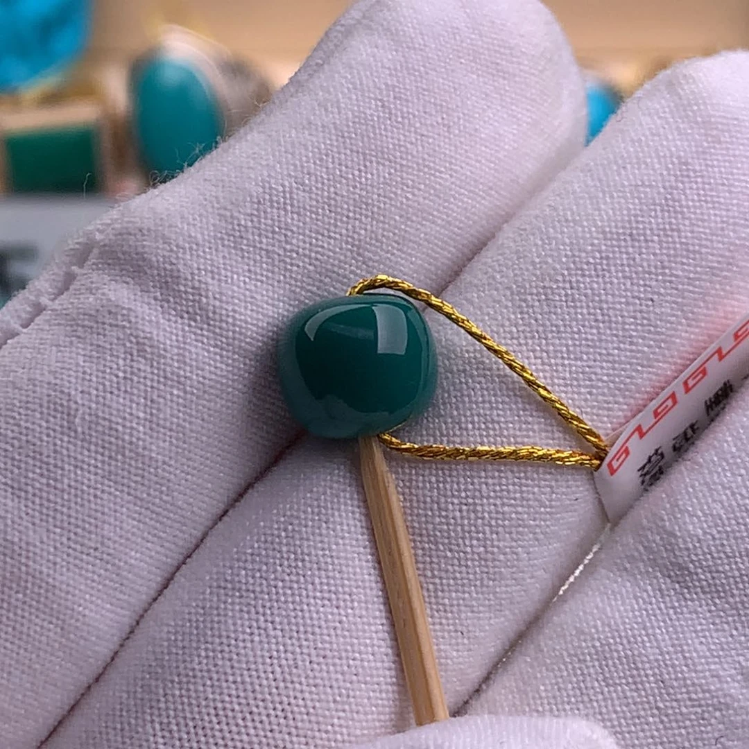 绿松石珠宝奇石未镶嵌大**装