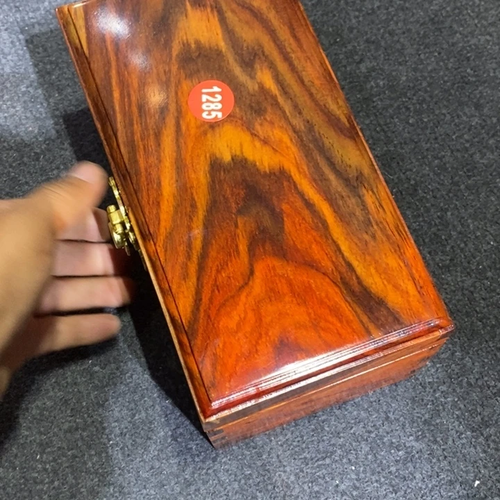 蓝***冰盒子一个特价包邮