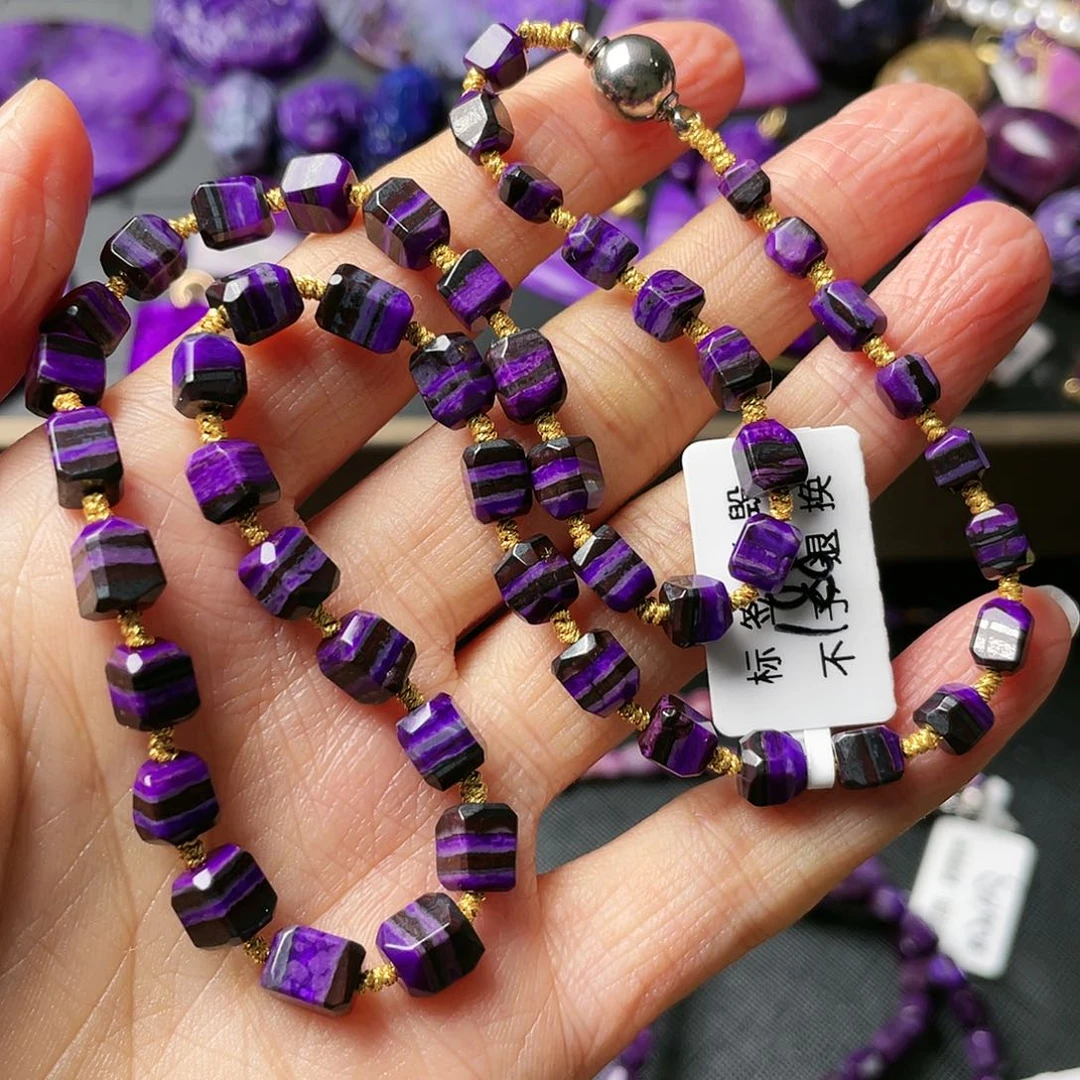 未镶嵌苏纪石（舒俱来）项链