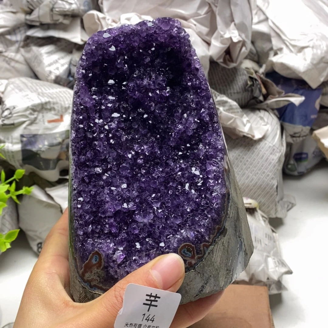 未镶嵌水晶珠宝半成品