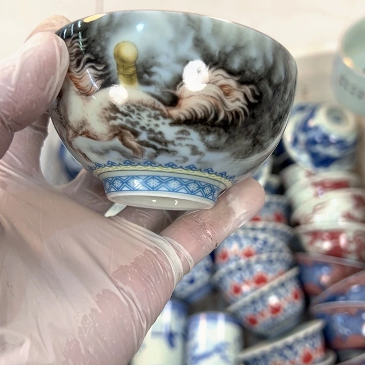 瓷片粉彩梦马鸡心杯全品主人杯