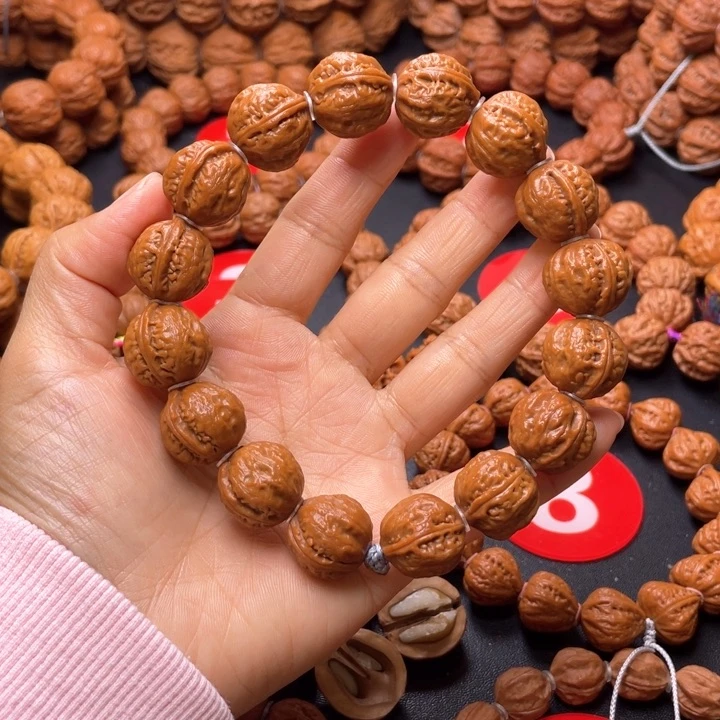 文玩核桃吊坠吞金兽