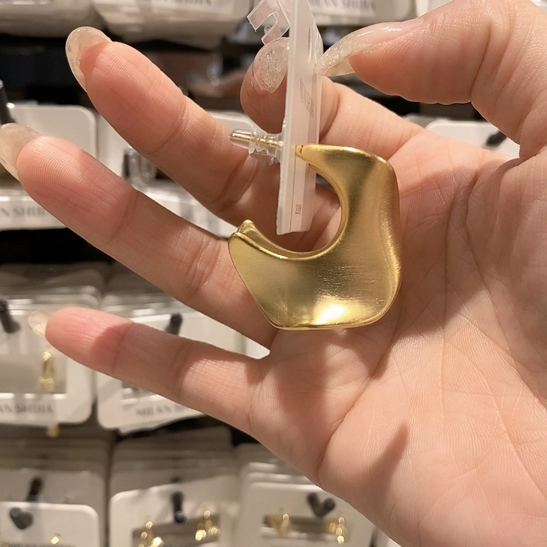 金色拉丝波浪哈哈哈哈哈