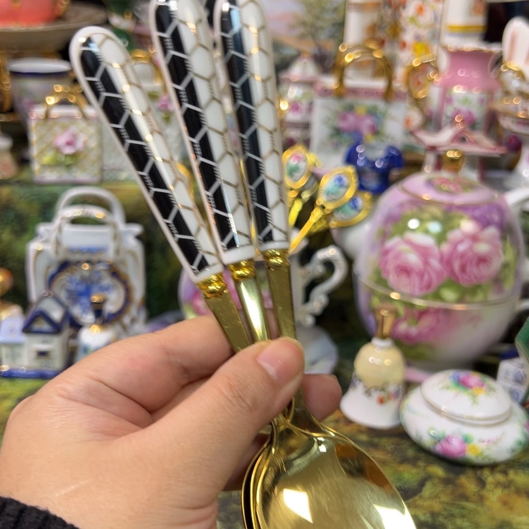 摆件鹿与海陶瓷家居用品有限公司3个勺子