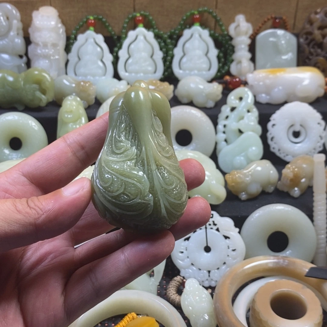 未镶嵌和田玉挂件